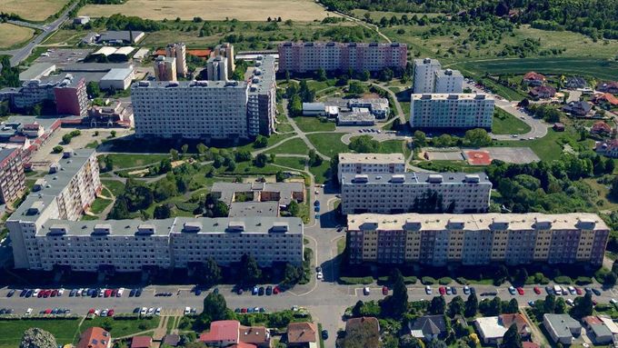 K prodeji ČEZ nabízí nejen přes 700 bytů, ale také pozemky mezi panelovými domy.