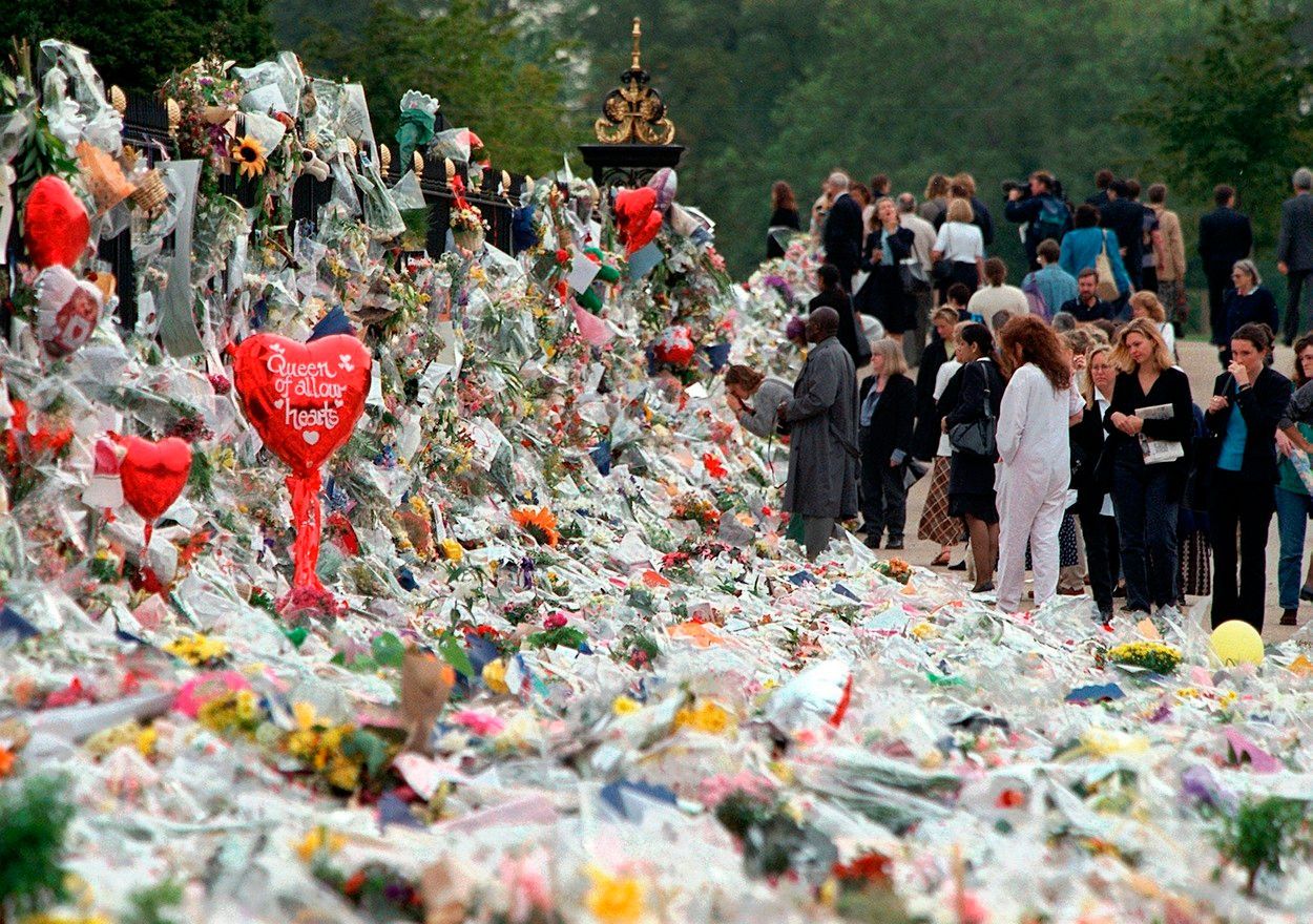 Diana, Lady Diana, poslední dny, Zahraničí