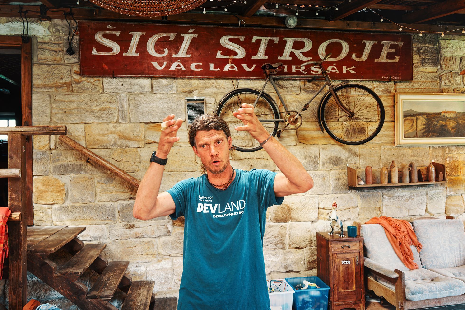 Včelař Martin Dědek, Mladostov v Českém ráji, srpen 2024