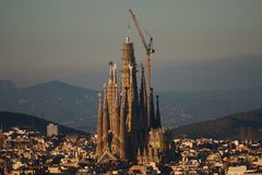 Chrám Sagrada Família v Barceloně má nejvyšší kostelní věž na světě
