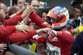 Před 20 lety Schumacher překonal Fangia. Rekordní série tím ale neskončila