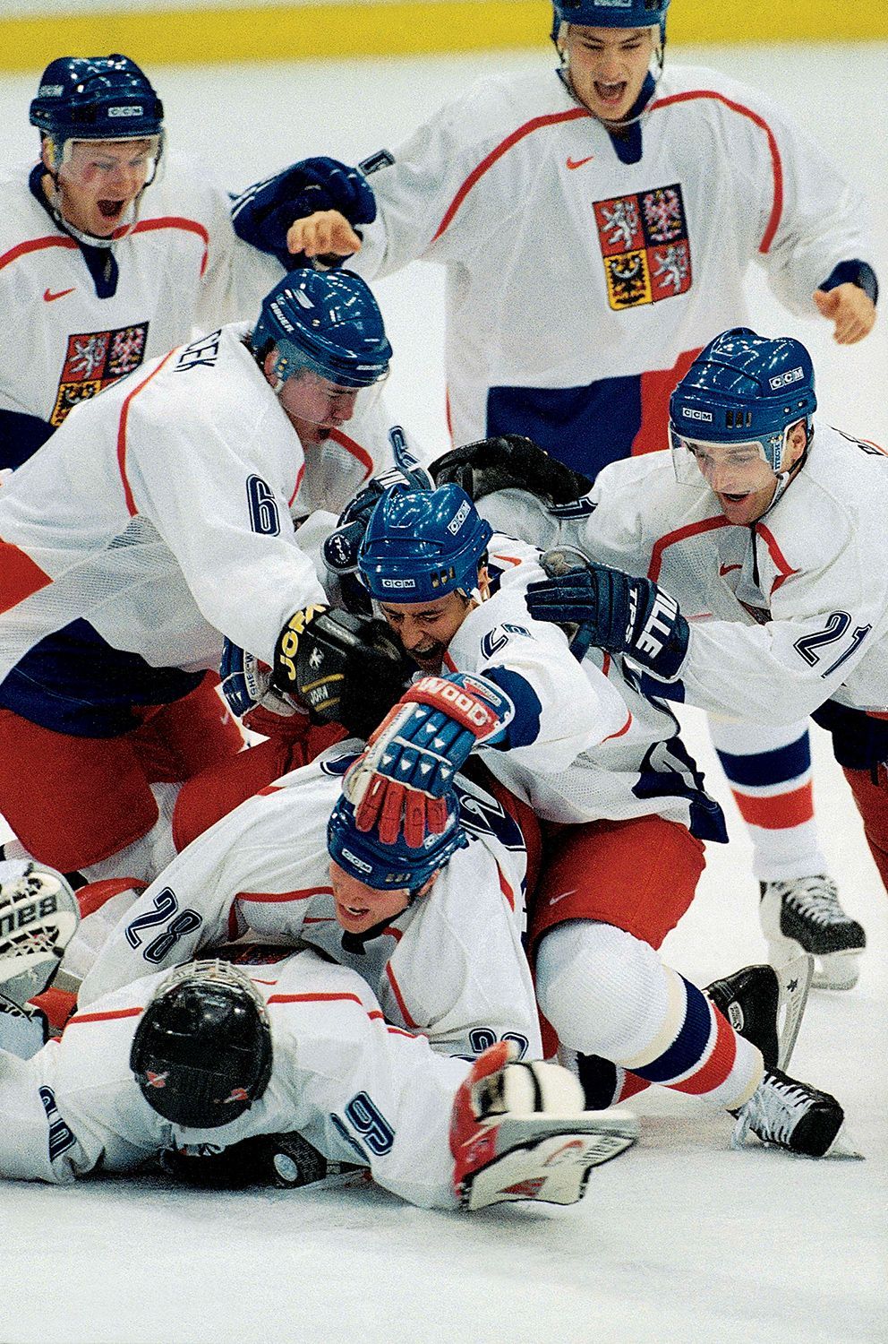 Herbert Slavík: hvězdy českého hokeje, fotoreportáž z NHL v době před OH v Naganu a snímky z Nagana