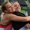 Lucie Šafářová a Bethanie Matteková-Sandsová slaví triumf v Miami