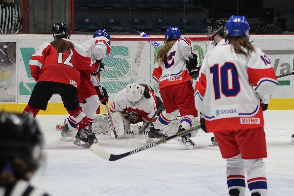 Ženská hokejová reprezentace na kempu ve Znojmě