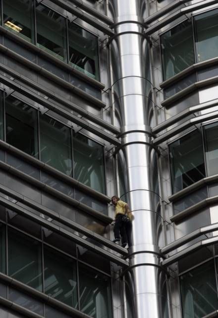 Spiderman, Kuala Lumpur, Petronas Twin Towers, Malajsie