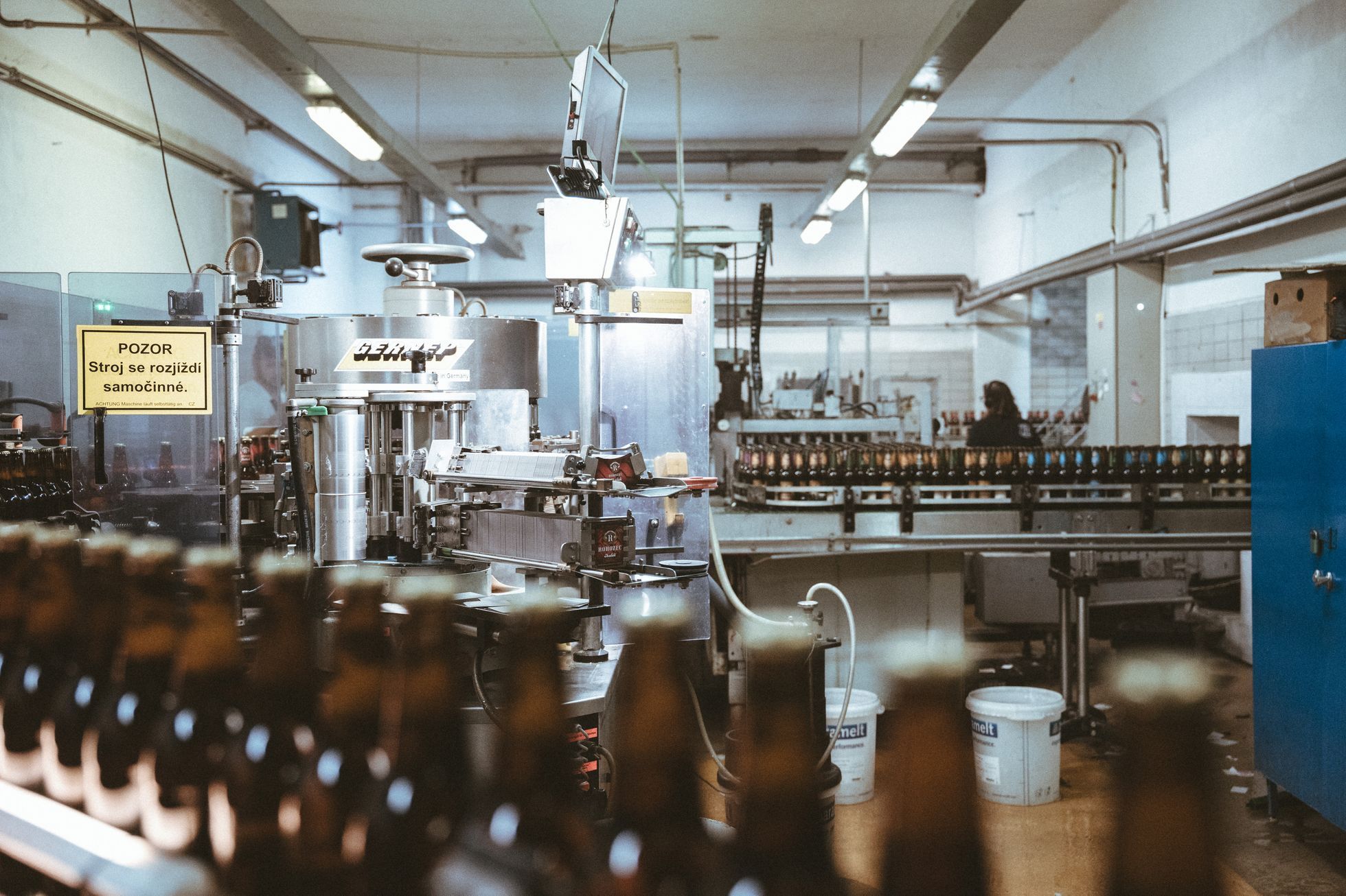 Pivovar Rohozec lahvování hala výroba