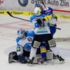 Hokej, Zlín - Plzeň: Nicholas Johnson a Marek Mazanec