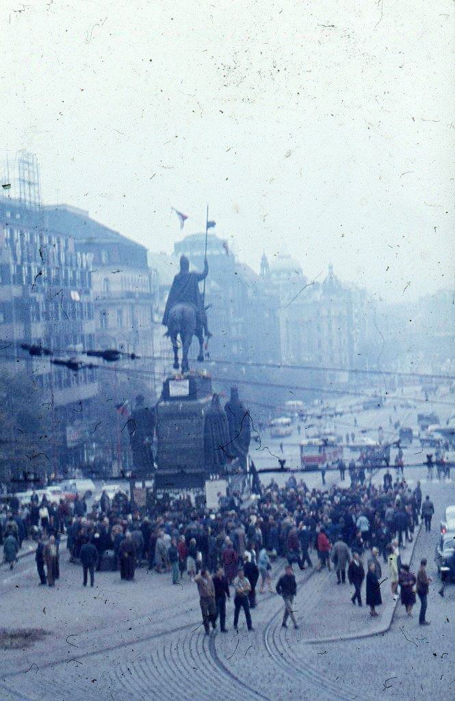 Nepoužívat / Jednorázové užití / Fotogalerie / Srpnová okupace 1968  na barevných diapozitivech / 21