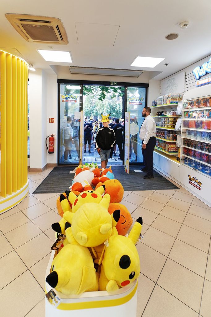 Otevření Pokemon shop in shopu v knihkupectví Luxor na Válavském náměstí v Praze