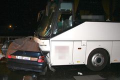 Řidič auta při tragédii v Zábřehu zřejmě nedal autobusu přednost. Ve Felicii zahynuli čtyři lidé