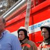 Geroj Putin osobně vyrazil bojovat s plameny