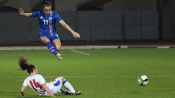 Zápas českých fotbalistek s Islandem byl velmi vyrovnaný..