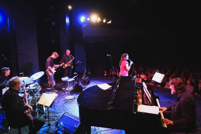 Koncertem Padedé v pražském Divadle ABC si zpěvačka připomínala nejen své padesátiny, ale i třicet pět let na hudební scéně.