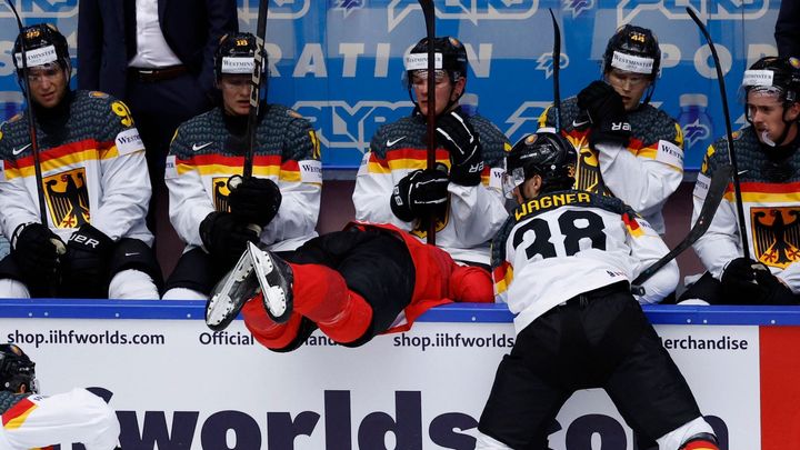 Švýcaři porazili v "české" skupině Němce, Andrighetto dal čtyři góly; Zdroj foto: Reuters