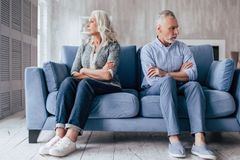 Děti dospěly, co teď? Rozvod. Proč se dlouholetá manželství rozpadají stále častěji