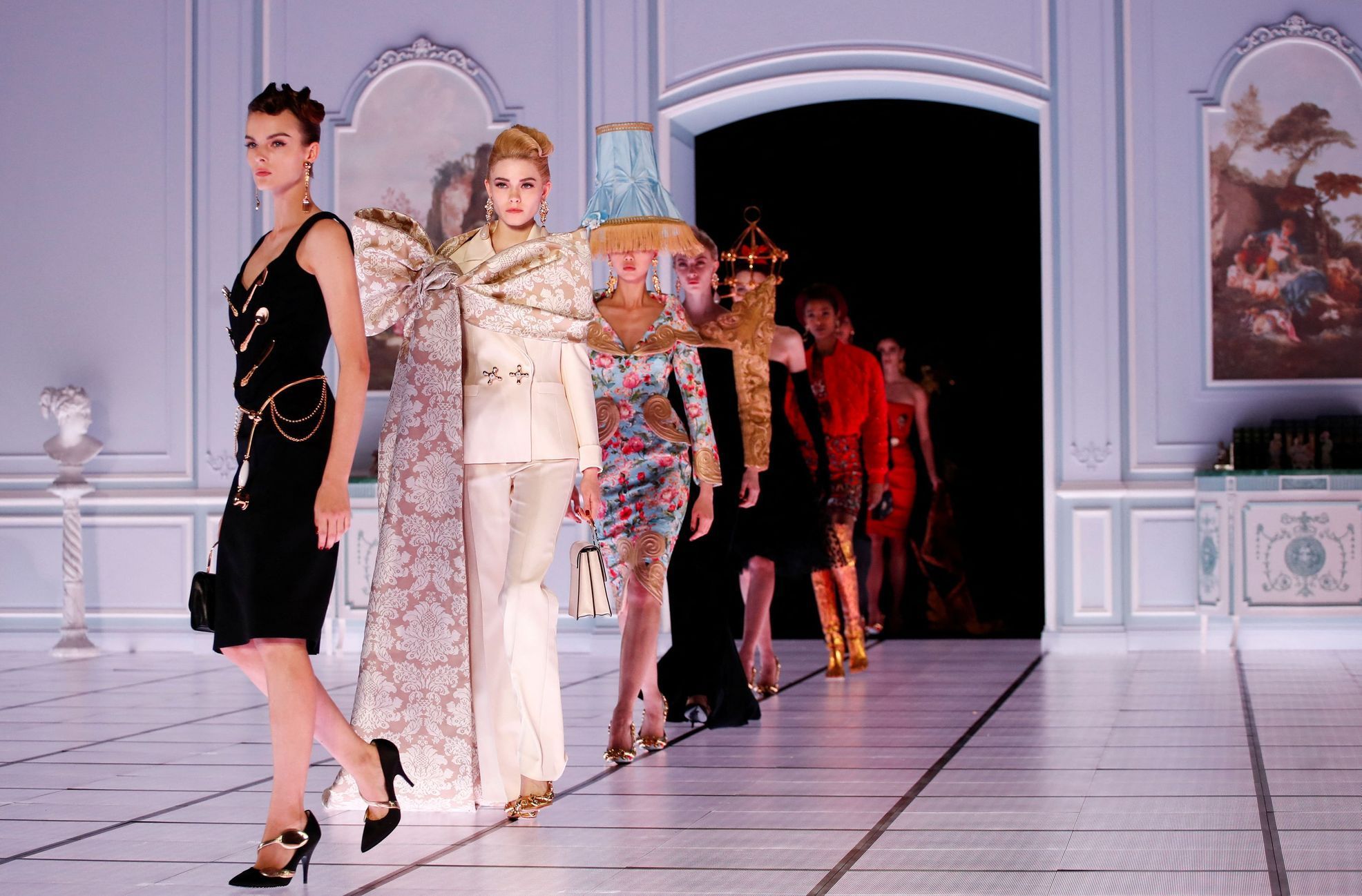 Fashion Week Milan 2022, žena