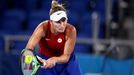 Markéta Vondroušová ve finále OH 2020 proti Belindě Bencicové