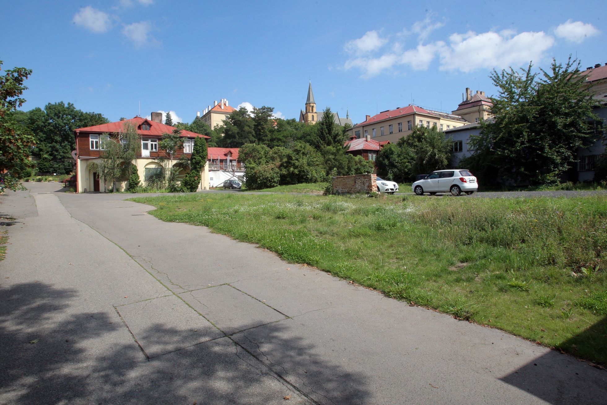 Nové budovy Univerzity Karlovy na Albertově