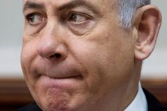 Izrael má podobný problém jako Česko. Policie žádá stíhání premiéra, Netanjahu je v úzkých