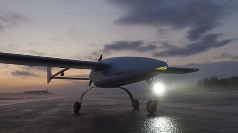O pražské drony mají zájem po celém světě. Podívejte se na bezpilotní letouny v akci