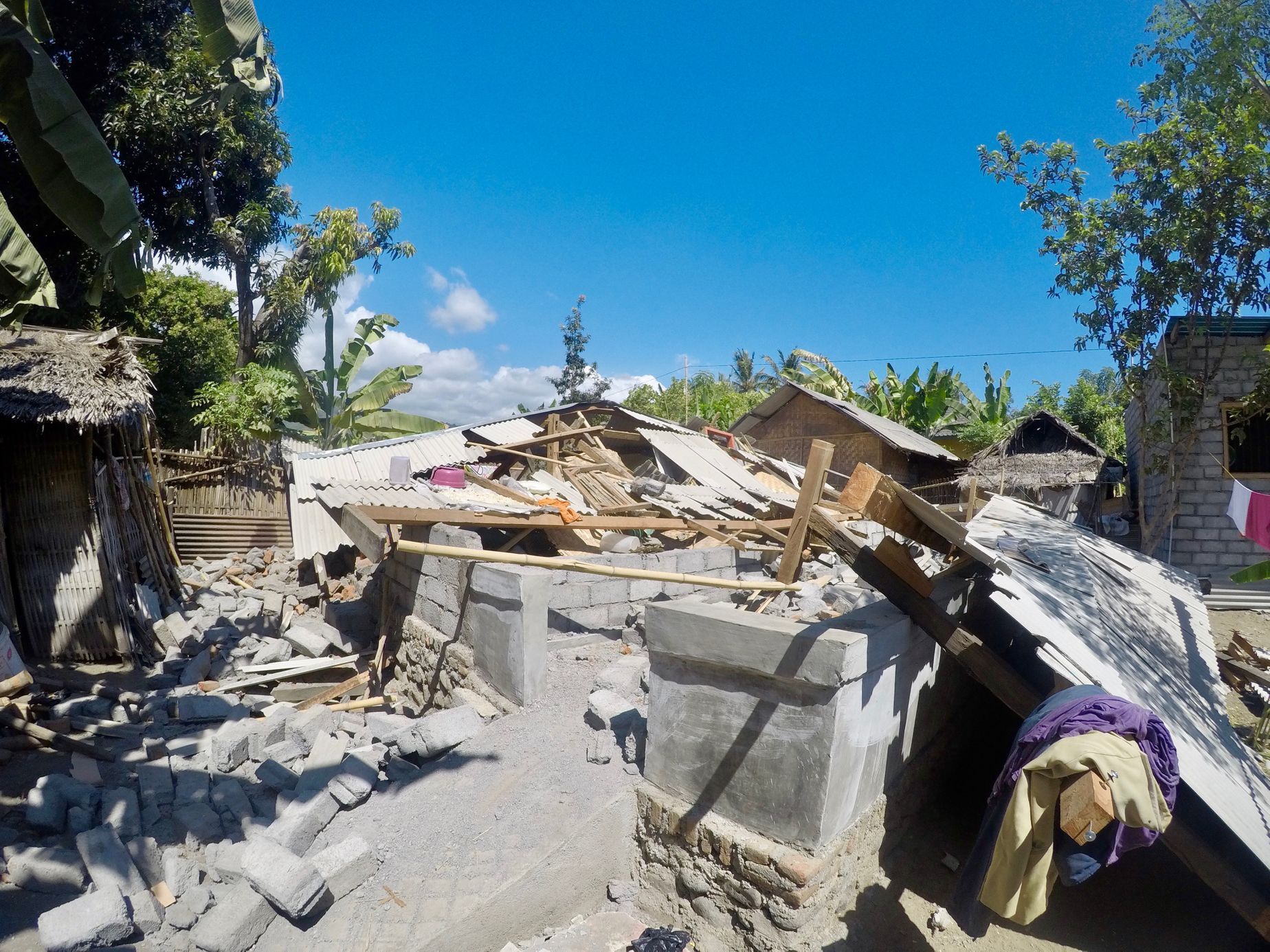 Zemětřesení na Lomboku.