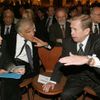 Elie Wiesel a Václav Havel na zahájení desáté konference Fórum 2000.