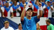 Tomáš Berdych díky vítězství nad Wawrinkou vyrovnal skóre Čechů a Švýcarů na 1:1.