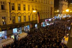 Oslavy výročí sametové revoluce omezí v pondělí dopravu v centru Prahy