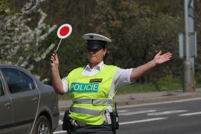 Nohu z plynu. Policie chystá manévry, pro návrat z prázdnin je lepší neděle