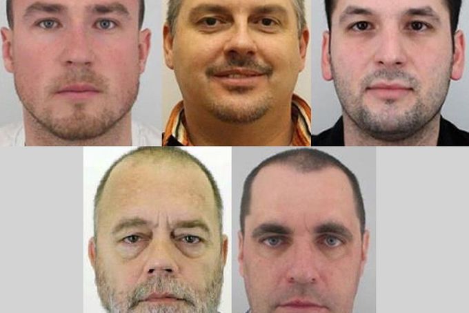 Fotografie pěti pohřešovaných Čechů v Libanonu.
