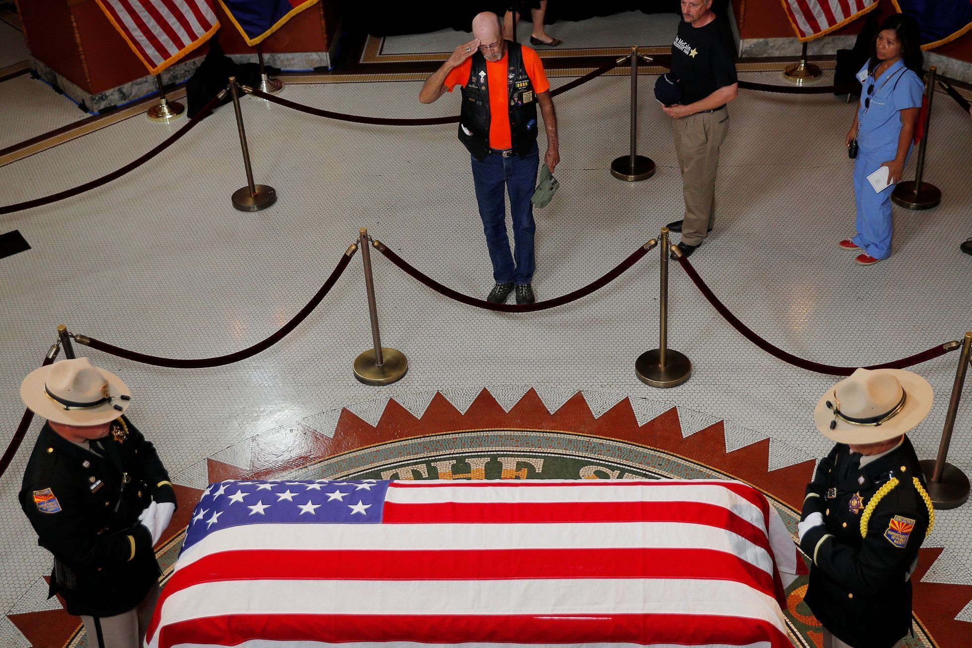 V Kapitolu v Arizoně vzpomínali na zesnulého senátora McCaina