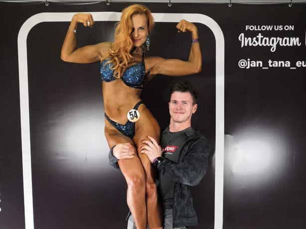 Kvůli soutěži Bikini-Fitness Iva Pazderková shodila 10 kilo tuku.