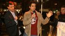 Eli Roth jeho výzvu přijal. Poděkoval mu: "To je ta nejlepší publicita pro můj film!" Sám moderátor z toho byl překvapený.