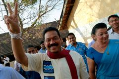 Srílanský premiér Radžapaksa rezignoval v zájmu ukončení politické krize v zemi