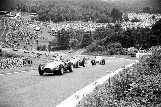 Závody ve Formule 1 a Grand Prix v 50. letech dvacátého století.