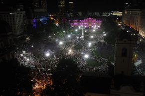 Foto: Proti argentinské prezidentce se vzepřely statisíce lidí