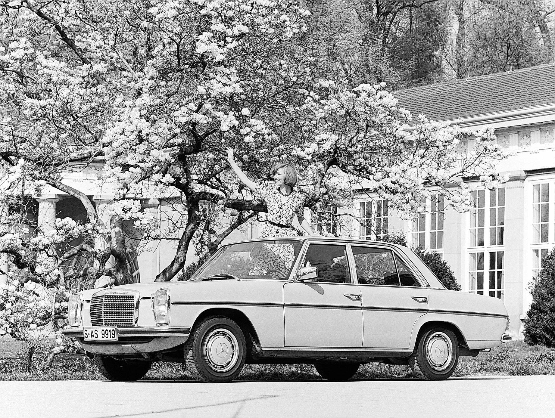 Mercedes-Benz W114