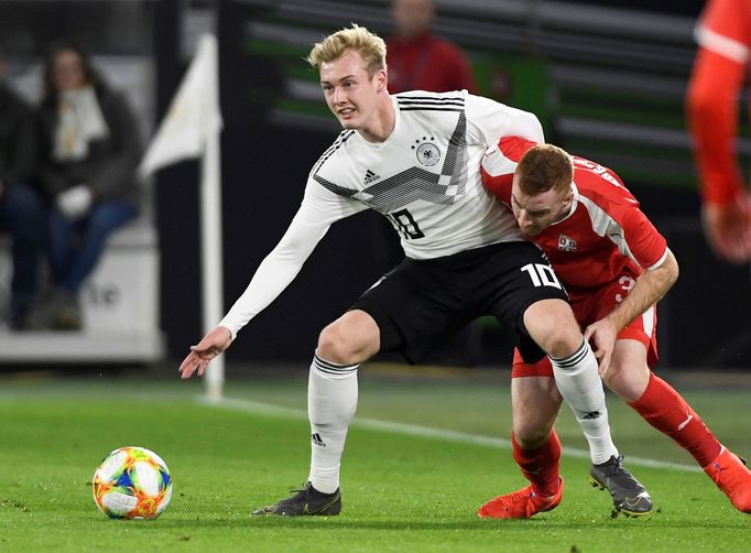 Julian Brandt v zápase se Srbskem (2019)