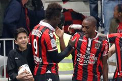 Nice porazilo ve šlágru francouzské ligy PSG, Balotelli překonal svůj rekord