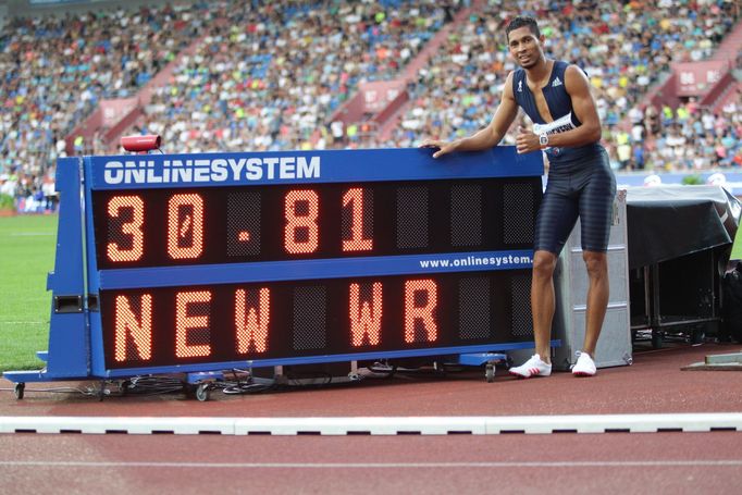 Zlatá tretra 2017: Wayde Van Niekerk - světový rekord na 300 m