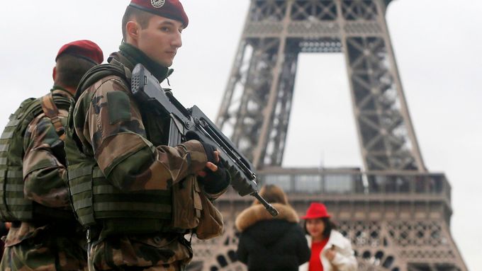 Islámský stát je nejčastěji uváděn jako významná hrozba ve většině západní Evropy, například ve Francii toto hnutí jmenovalo 88 procent dotázaných.