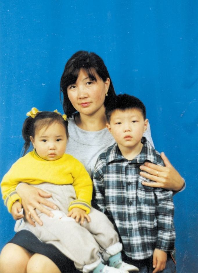 Tuul Terbish in 1997 with daughter Odko and son Dashka. Ten years later, Terbish left Mongolia to work in the Czech Republic (photo courtesy of Tuul Terbish).