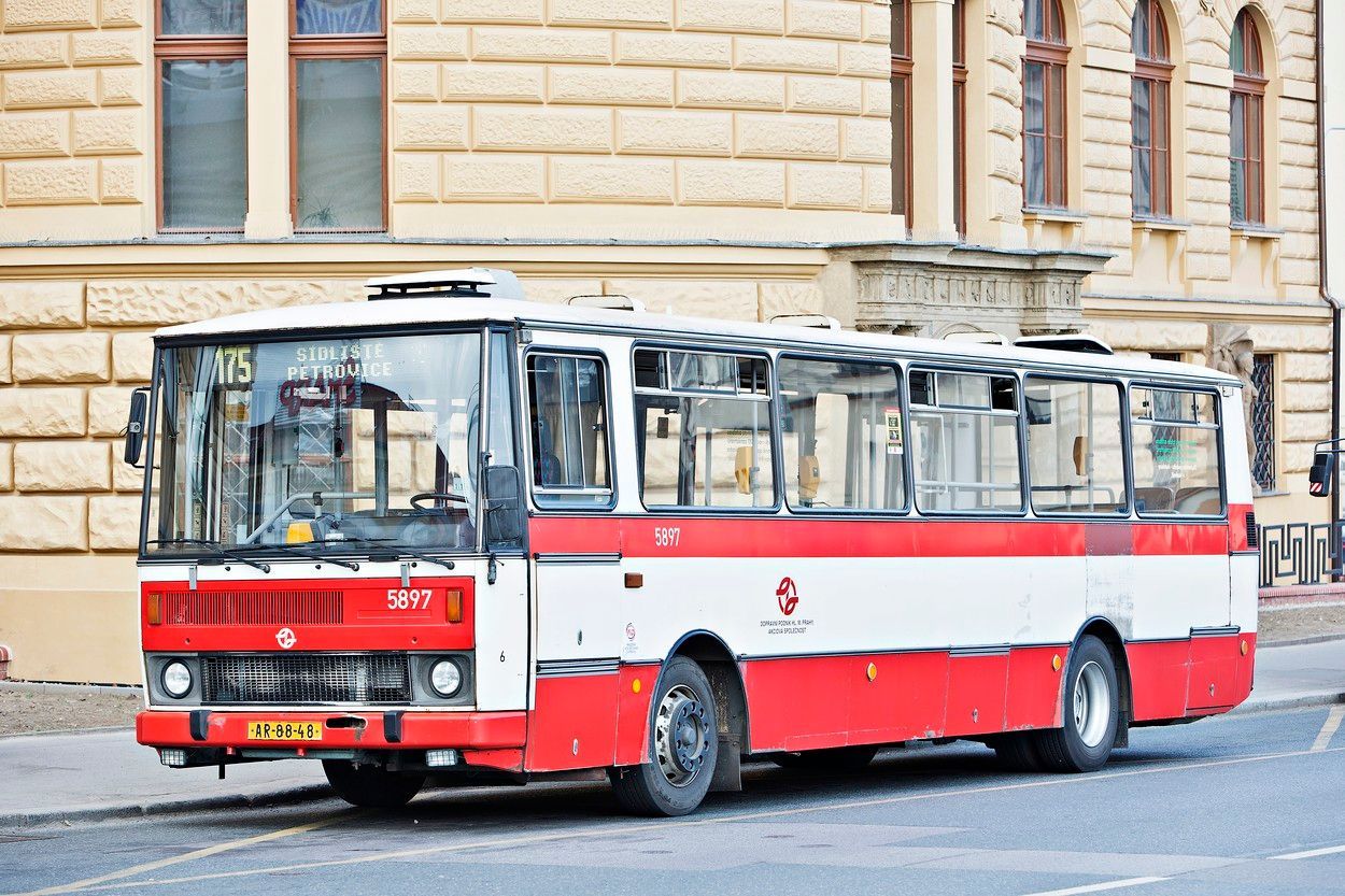 Karosa 700