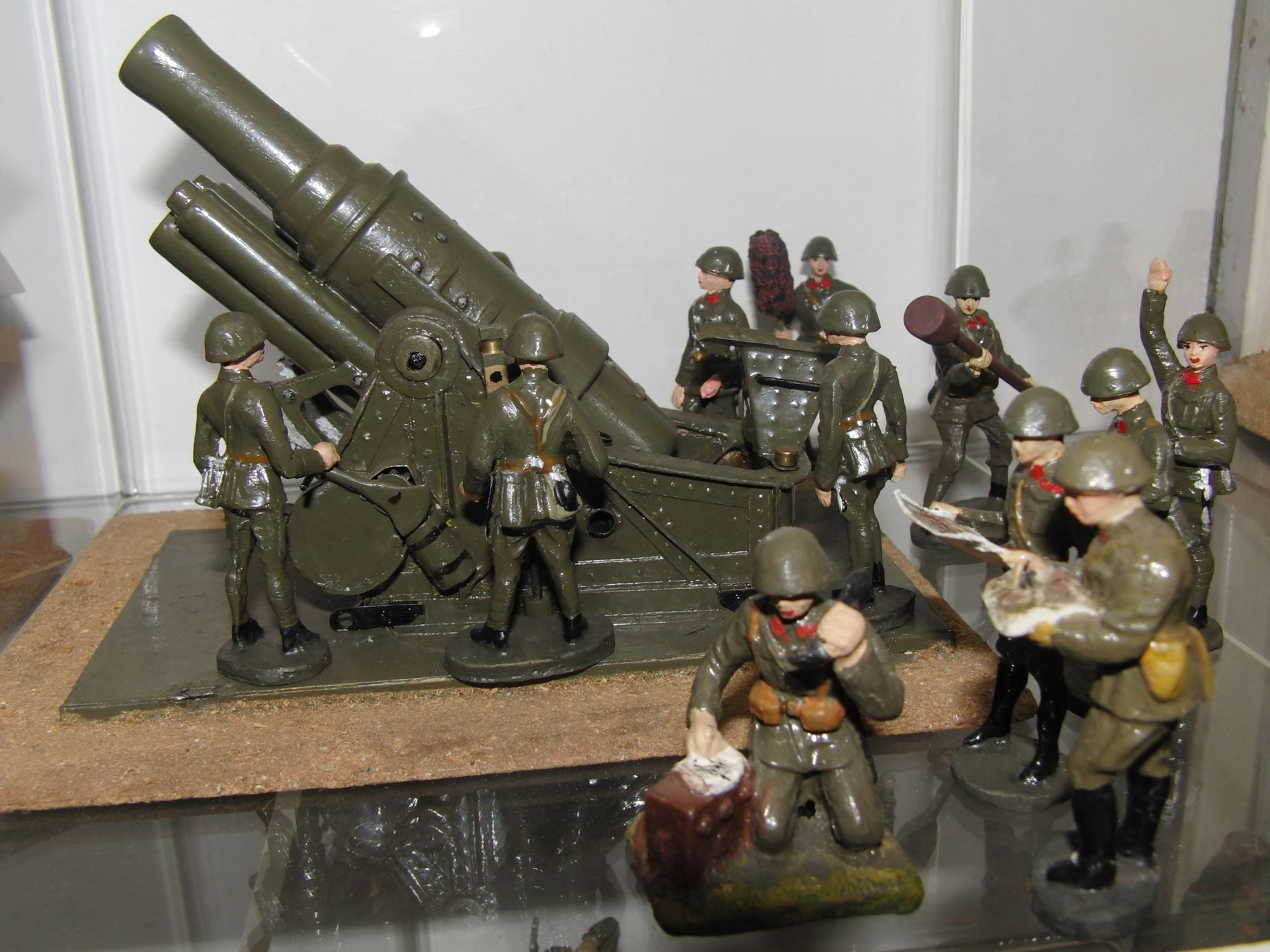 Vojáčci a modely vojenské techniky Lubora Šušlíka