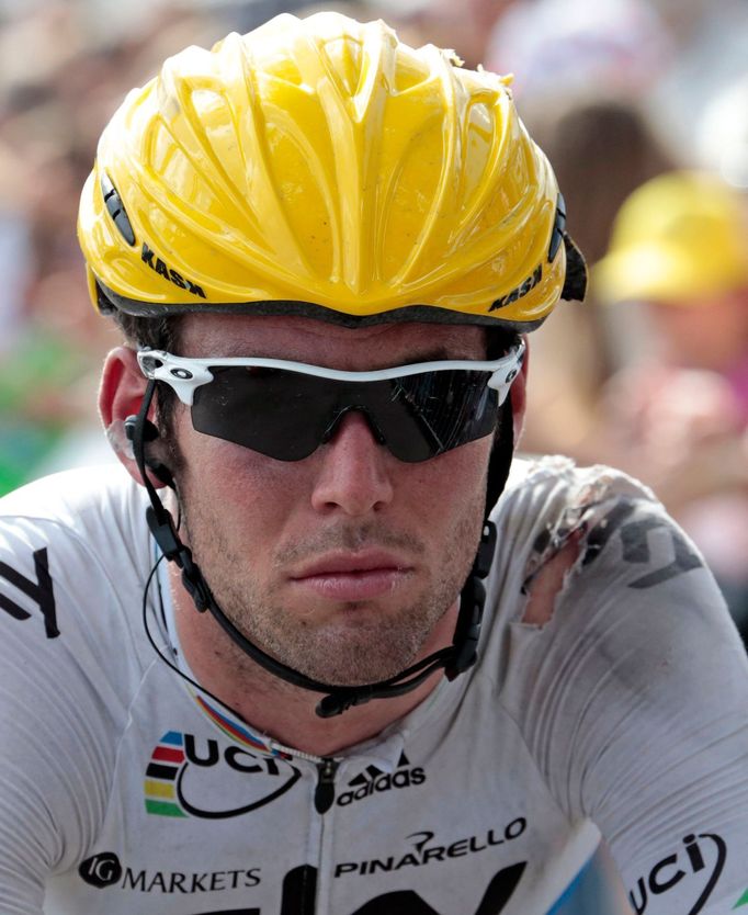 Britský cyklista Mark Cavendish během čtvrté etapy Tour de France 2012.