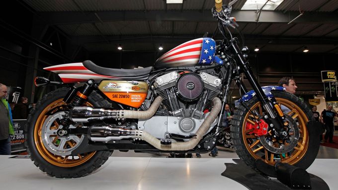 Foto: Na výstavě Motosalon se předvádí luxusní české motocykly i airbag pro motorkáře