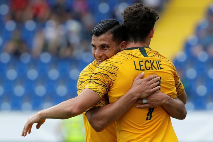 Mathew Leckie a Andrew Nabbout