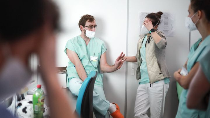 Nemocnice postupně obnovují běžnou péči. Co jsme zanedbali, už nedoženeme, říkají; Zdroj foto: Jakub Plíhal