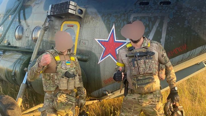 Operace "Rus odevzdá vrtulník". Ukrajinci si povodili pilota, posádka neměla tušení