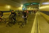 Jako první se do dokončeného tunelu v dubnu 2015 podívali cyklisté, kteří se účastnili akce s názvem Velká jízda Blankou.